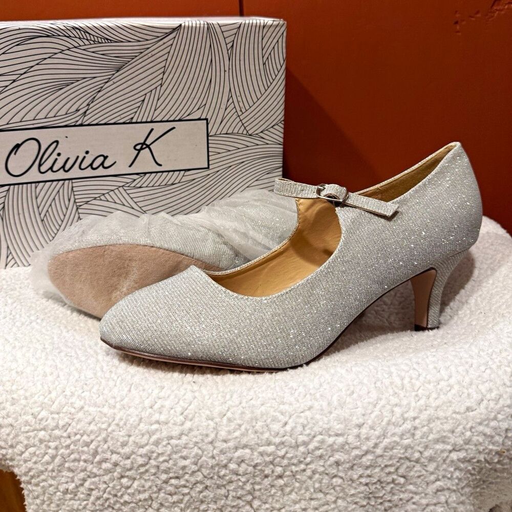 Olivia K Women’s Silver Glitter Ankle Strap Buckle Round Toe Pumps 9